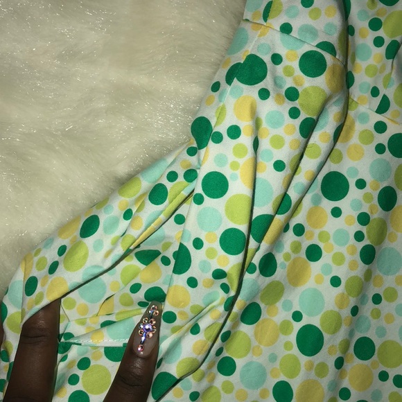 NWT🌻Green and Yellow Polka Dot dress - Picture 3 of 3